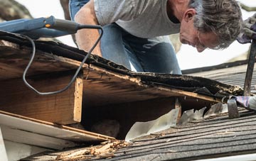 common causes of Maesybont fascia damage