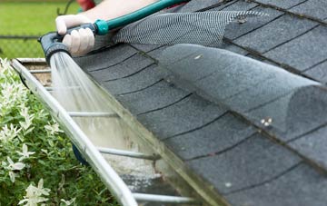 Maesybont gutter cleaning costs